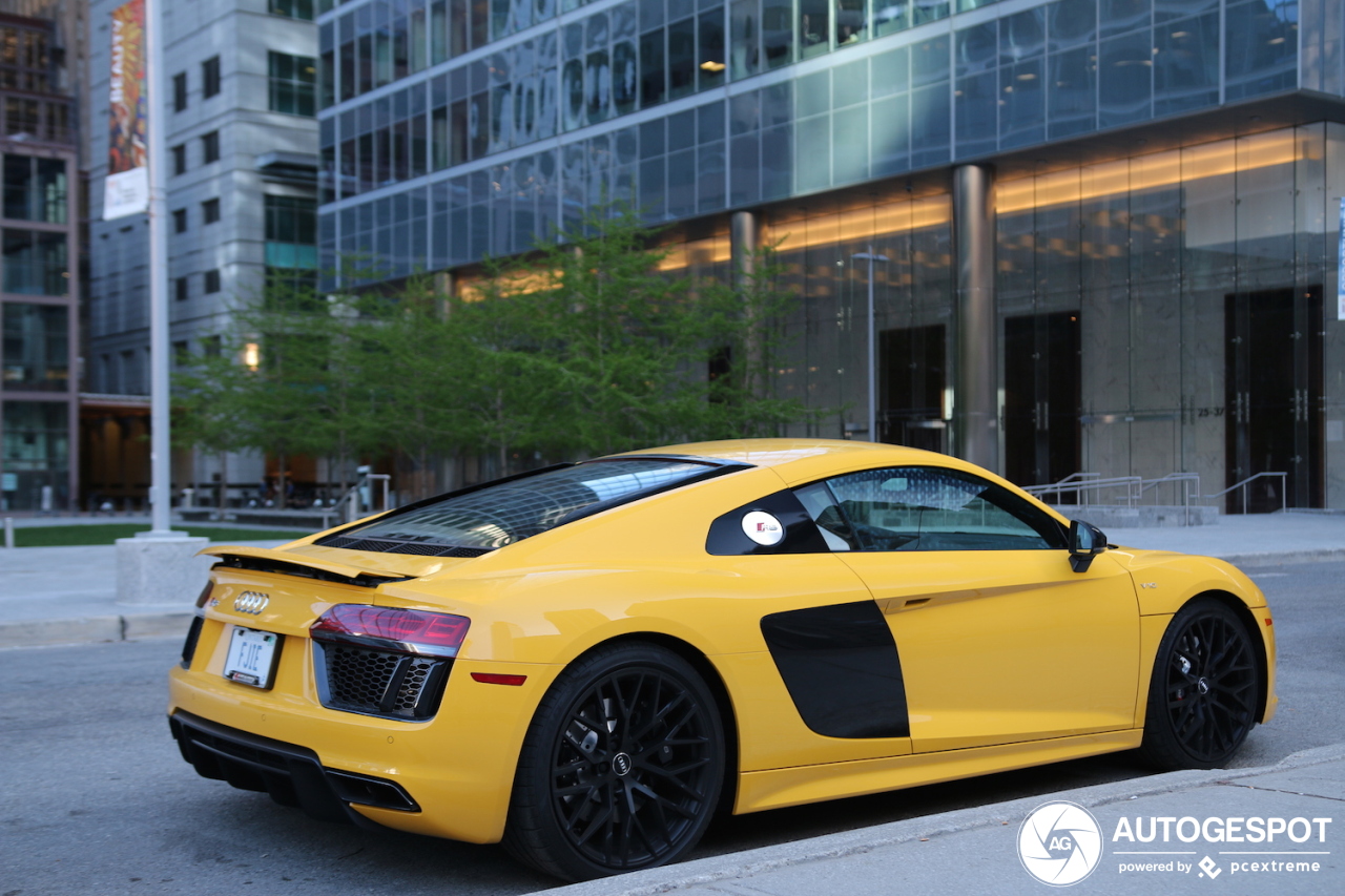 Audi R8 V10 2015