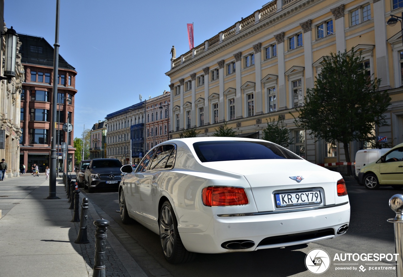 Bentley Flying Spur V8