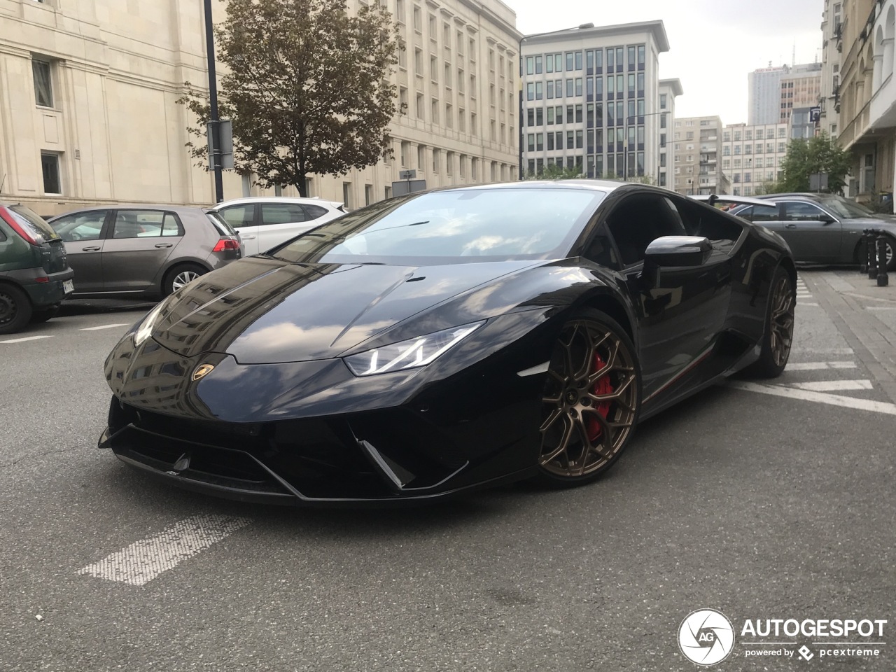 Lamborghini Huracán LP640-4 Performante