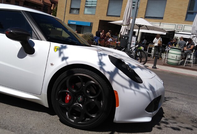 Alfa Romeo 4C Coupé