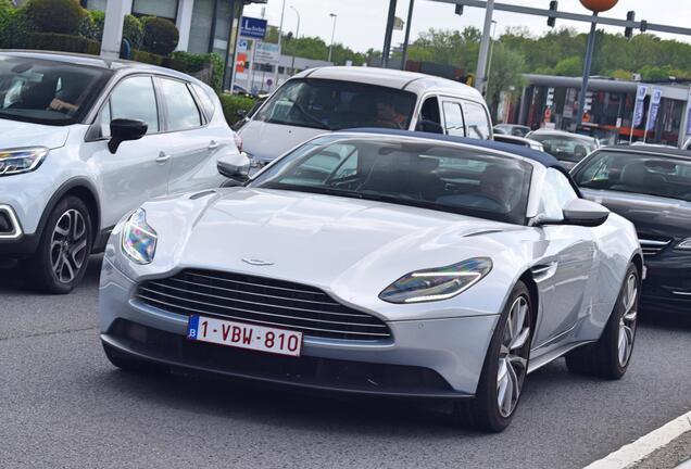 Aston Martin DB11 V8 Volante