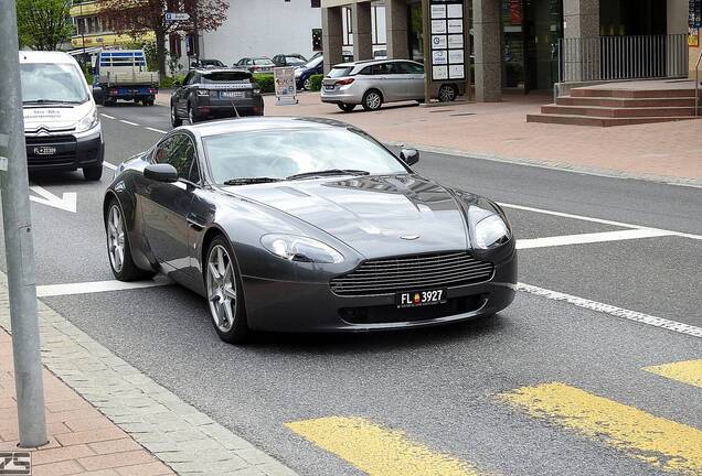 Aston Martin V8 Vantage