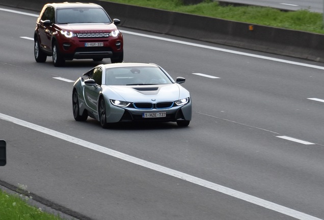 BMW i8