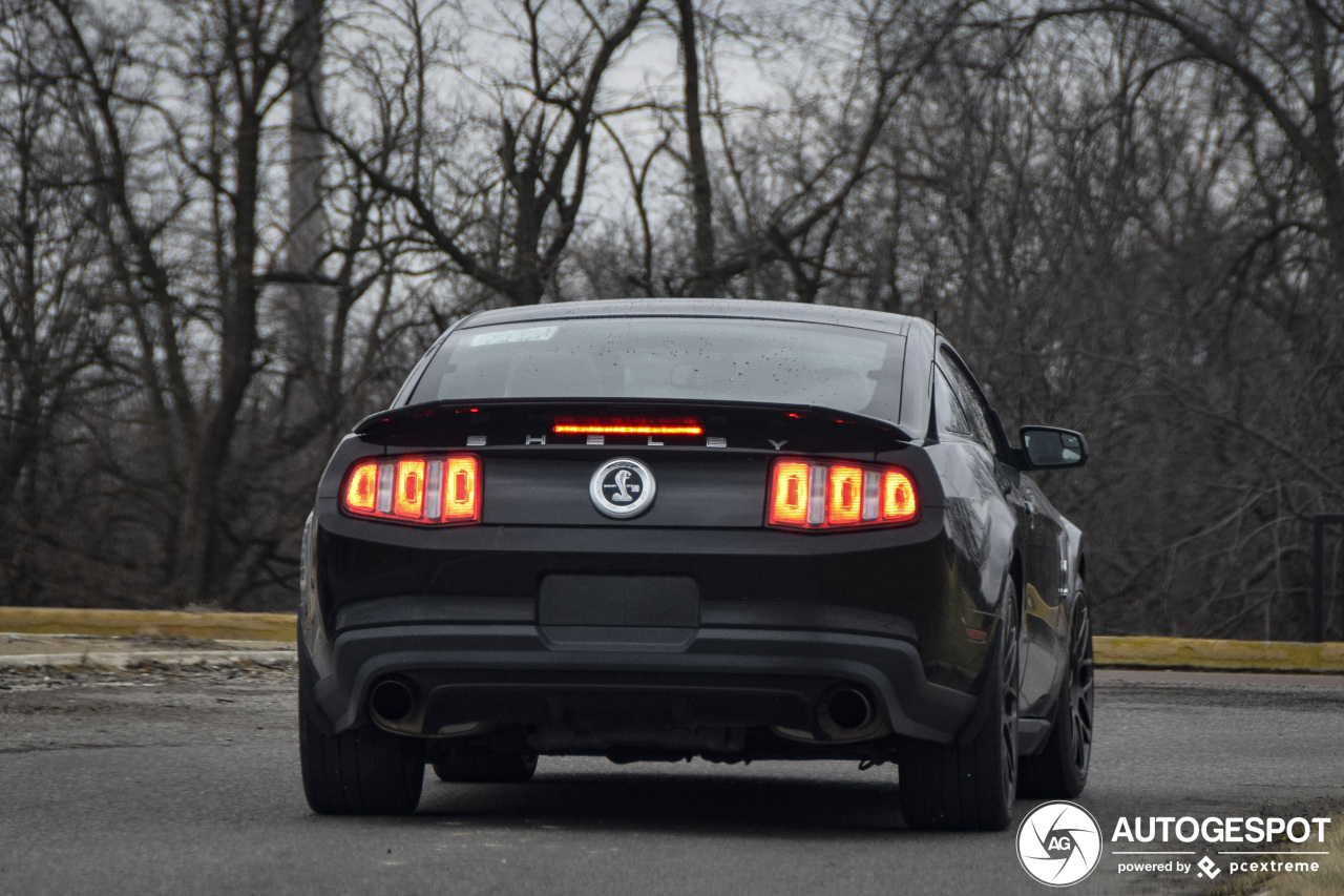 Ford Mustang Shelby GT500 2010