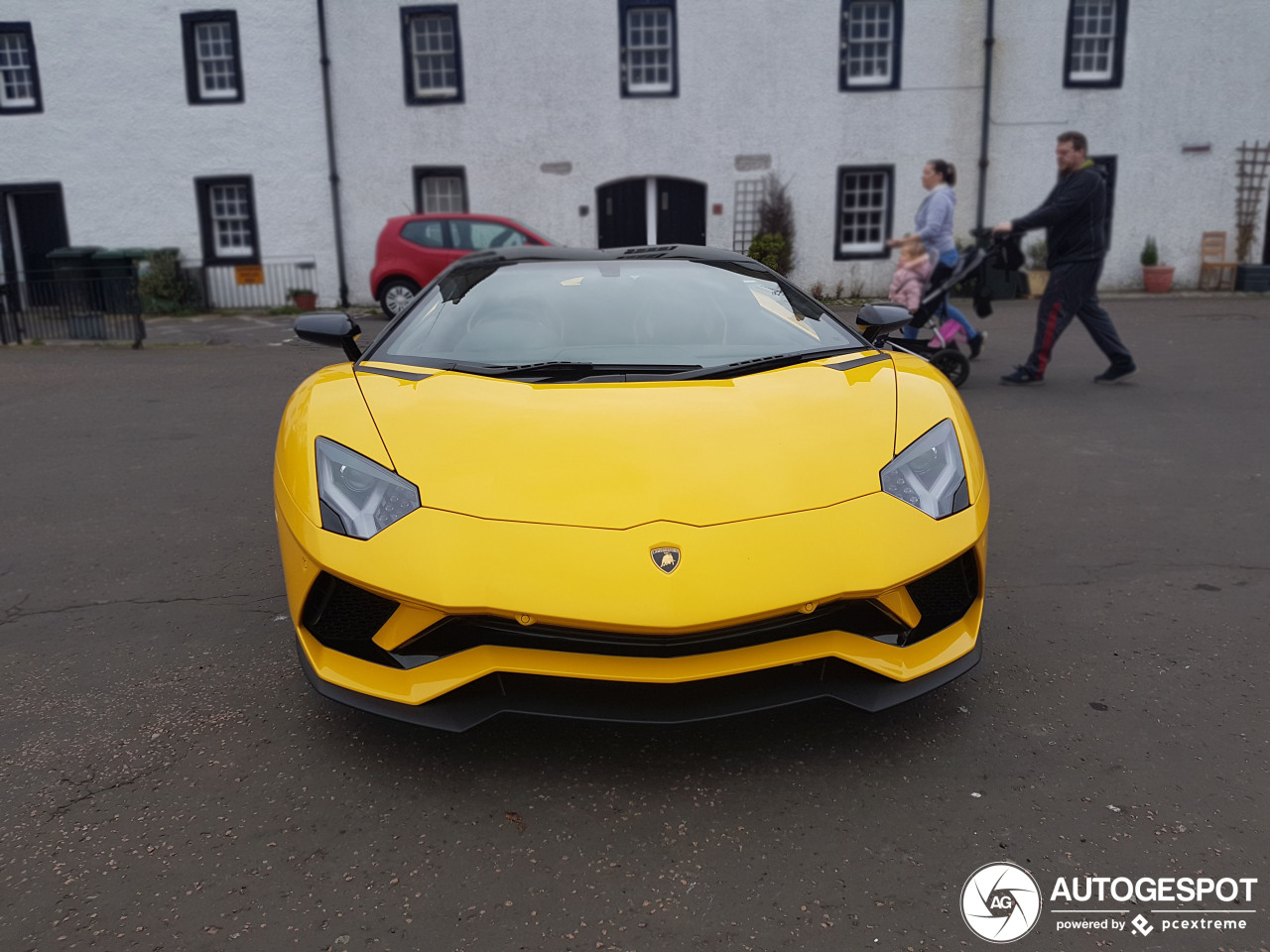 Lamborghini Aventador S LP740-4 Roadster