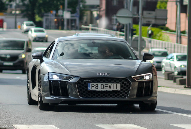 Audi R8 V10 Plus 2015