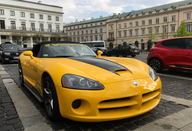 Dodge Viper SRT-10 Roadster 2003