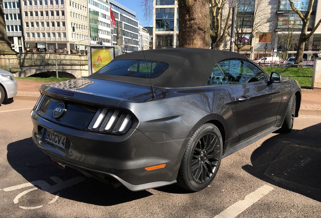 Ford Mustang GT Convertible 2015