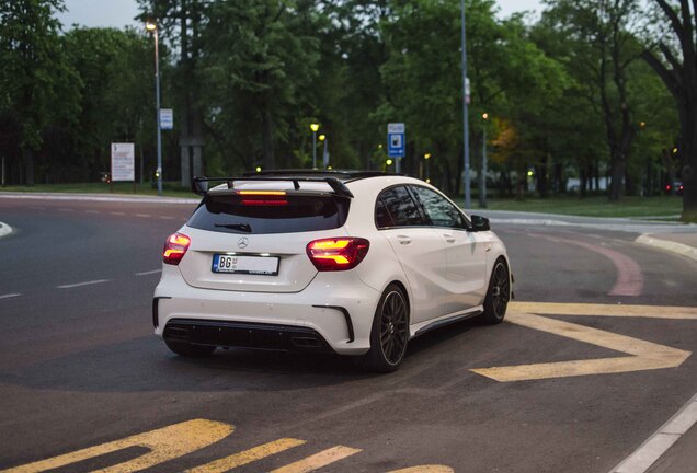 Mercedes-AMG A 45 W176 2015