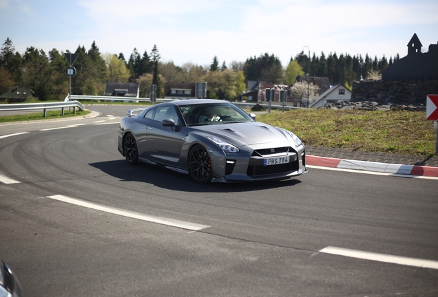 Nissan GT-R 2017