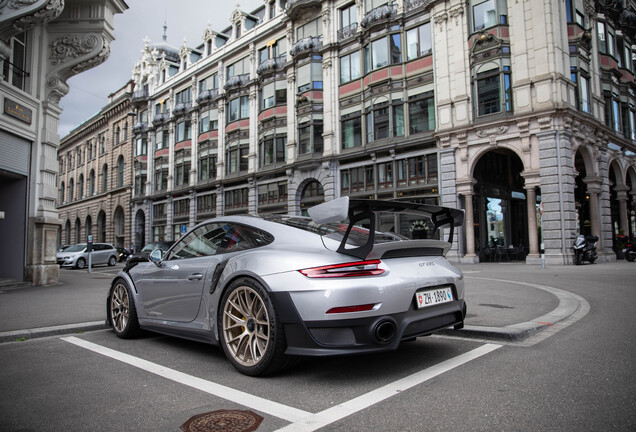 Porsche 991 GT2 RS Weissach Package