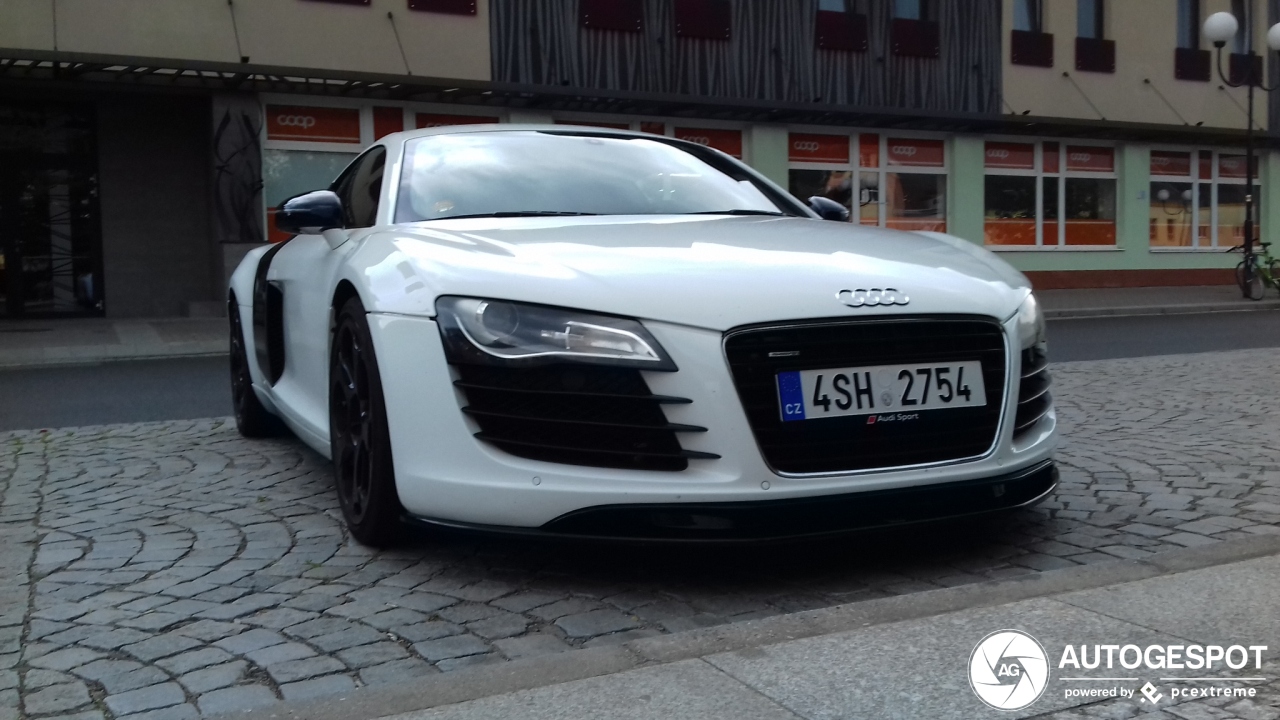 Audi R8