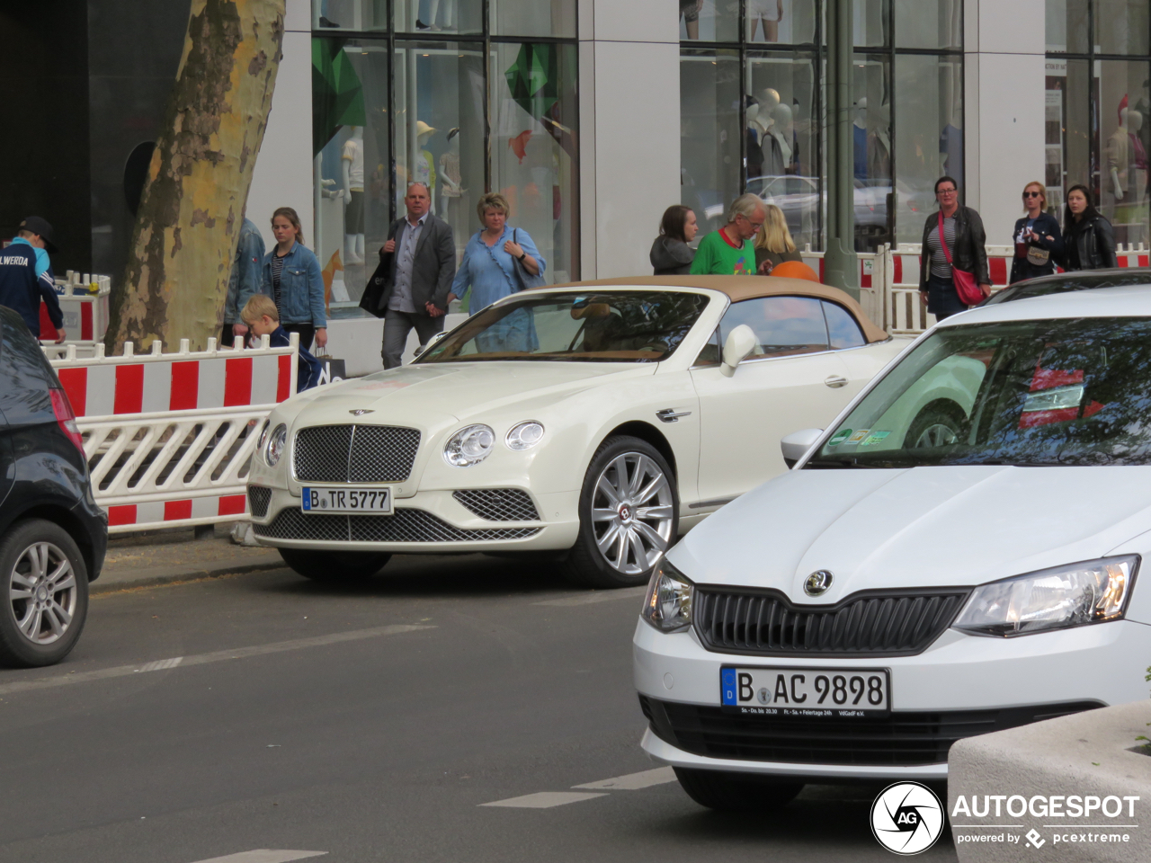 Bentley Continental GTC V8 2016