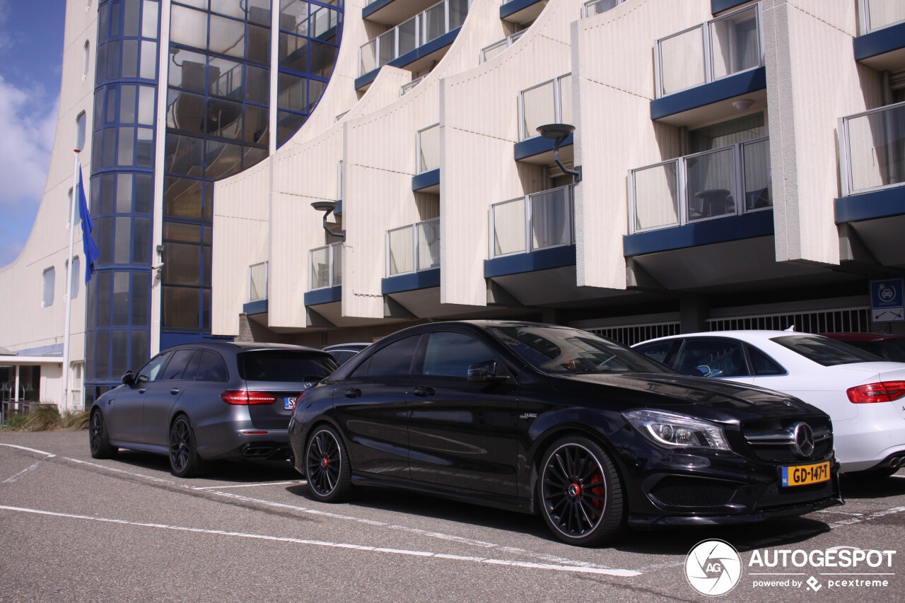 Mercedes-Benz CLA 45 AMG C117