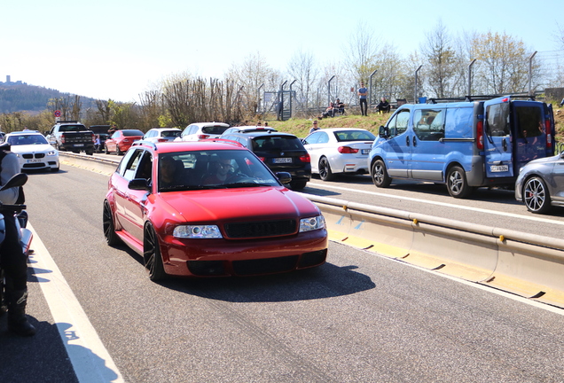 Audi RS4 Avant B5