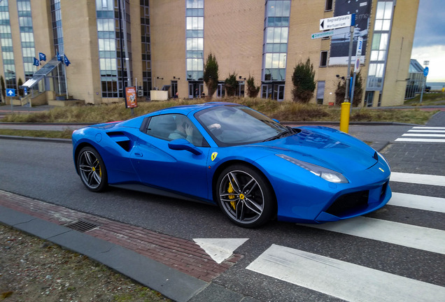 Ferrari 488 Spider