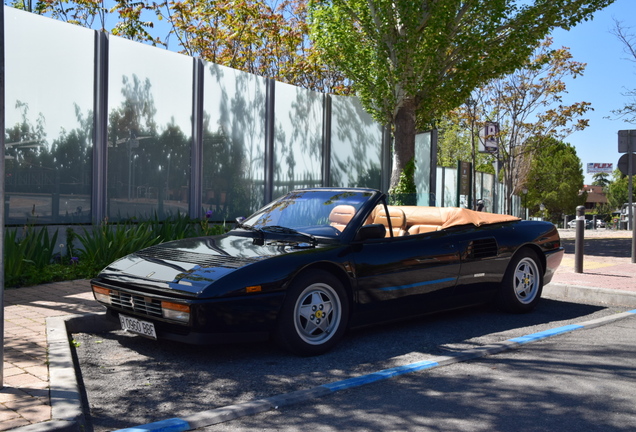 Ferrari Mondial T Cabriolet