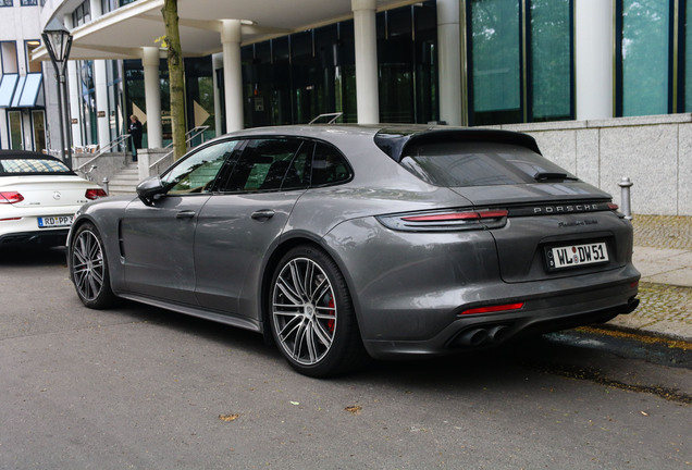 Porsche 971 Panamera Turbo Sport Turismo