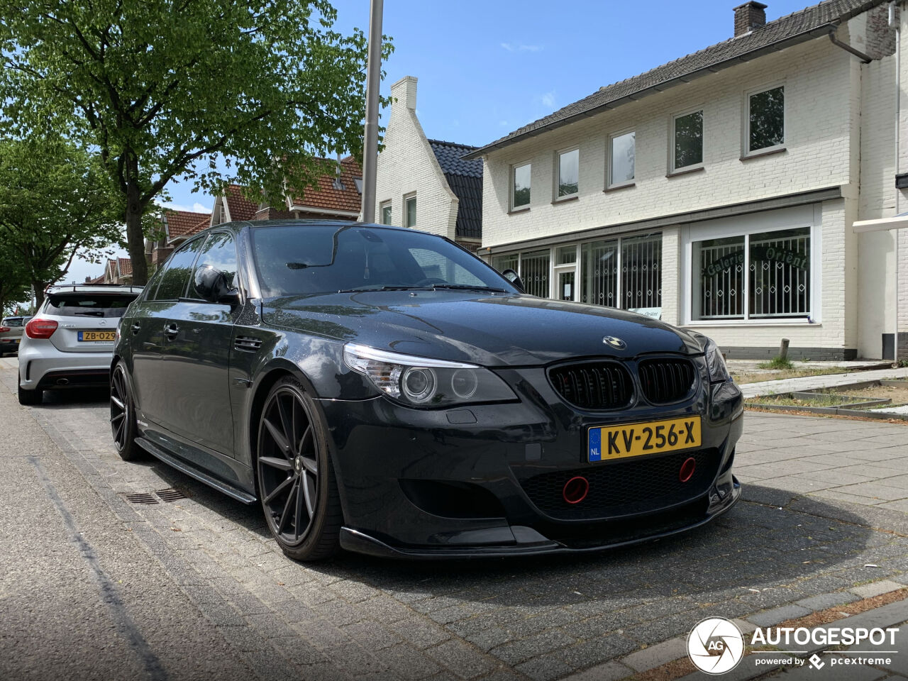 BMW M5 E60 2005