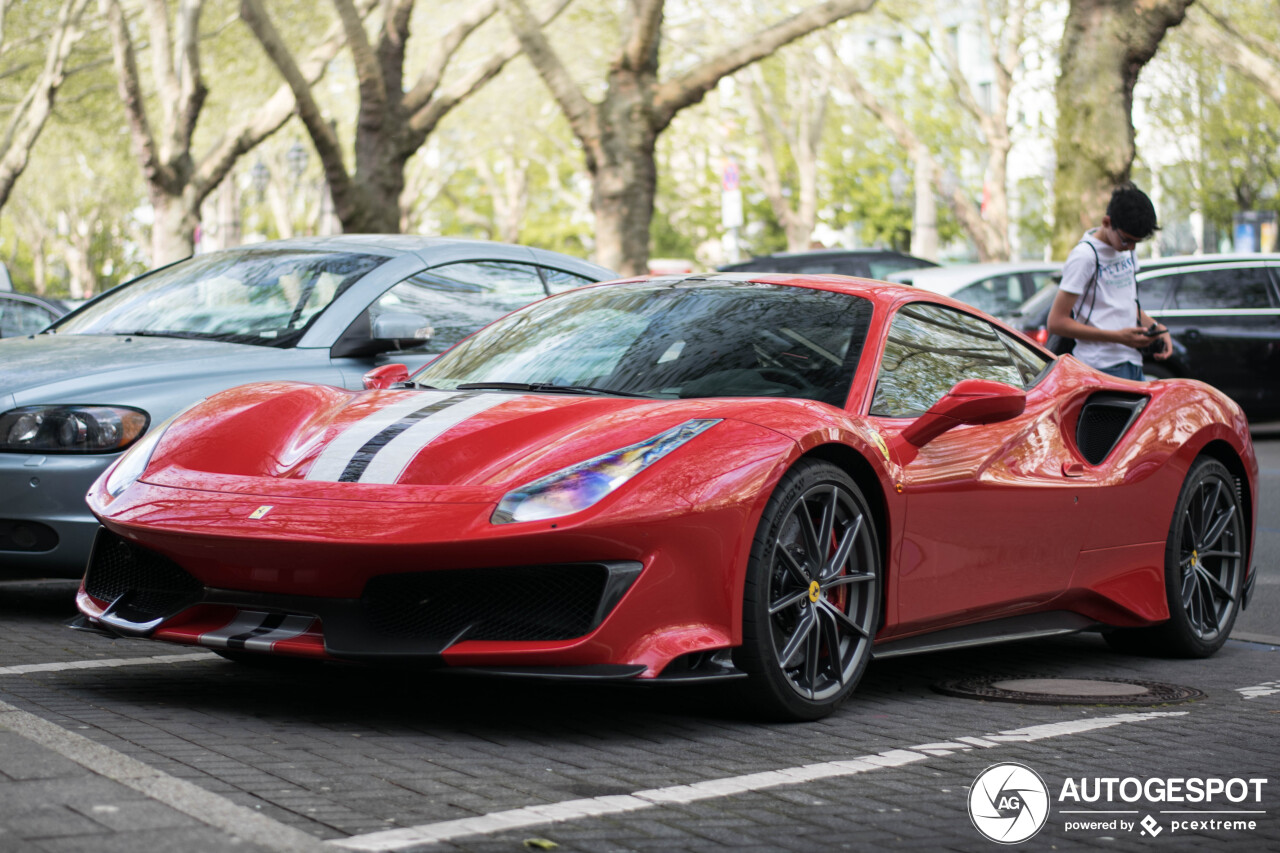 Ferrari 488 Pista