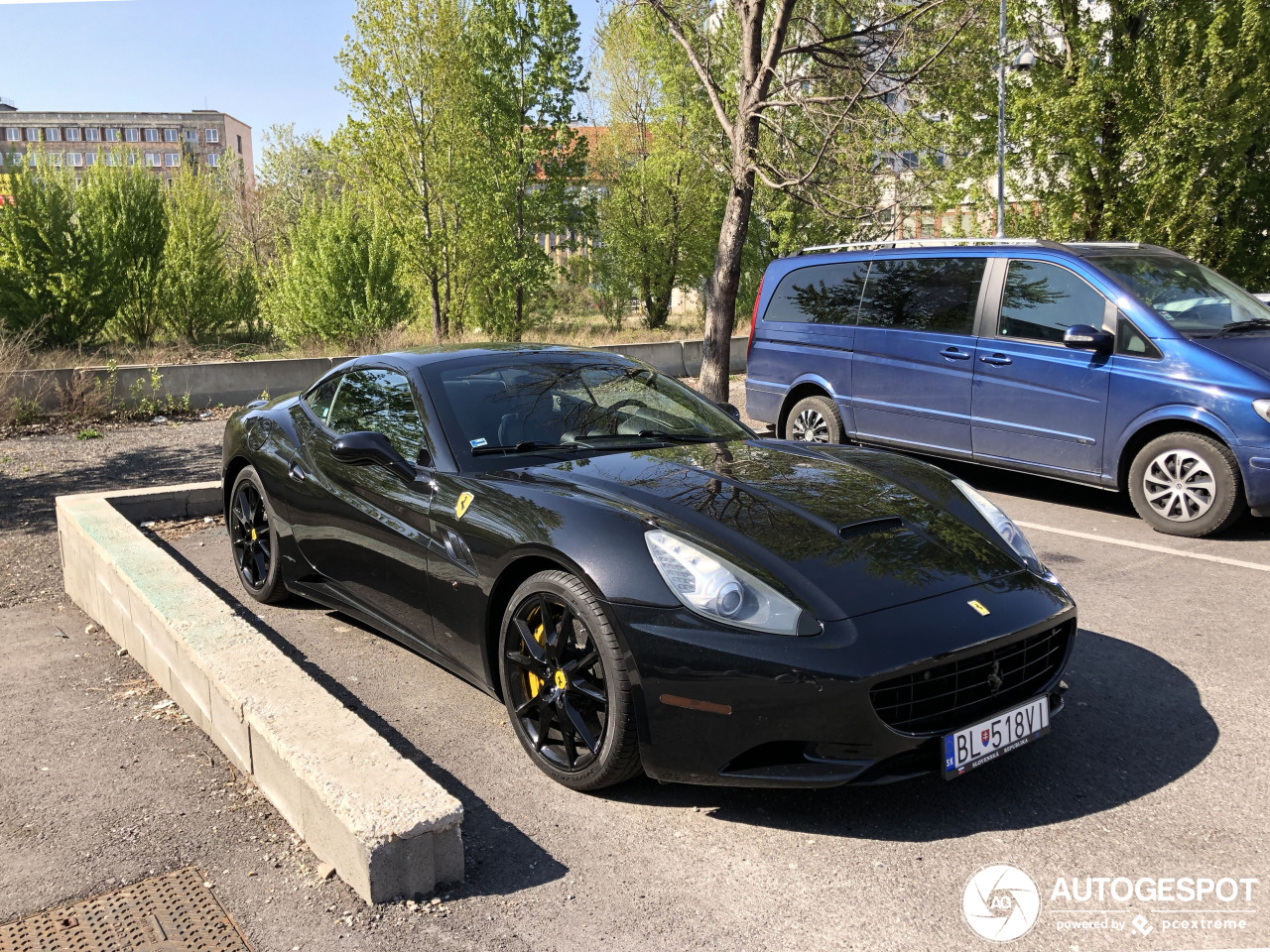 Ferrari California