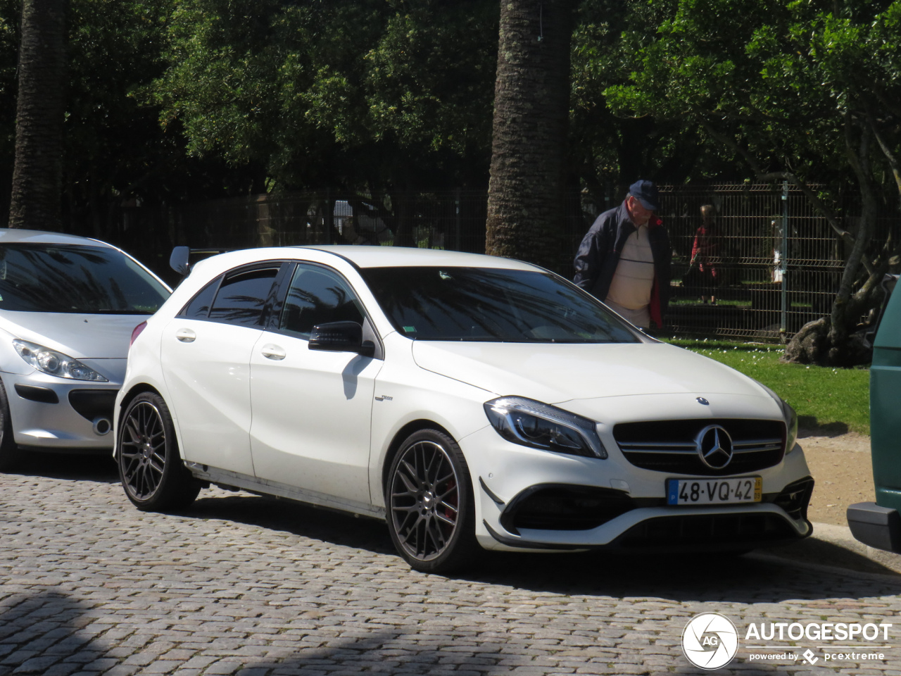 Mercedes-AMG A 45 W176 2015