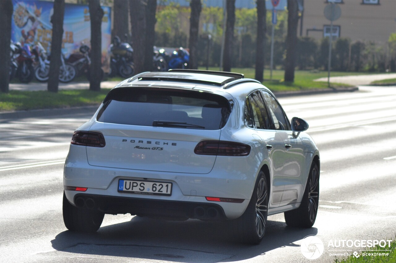 Porsche 95B Macan GTS