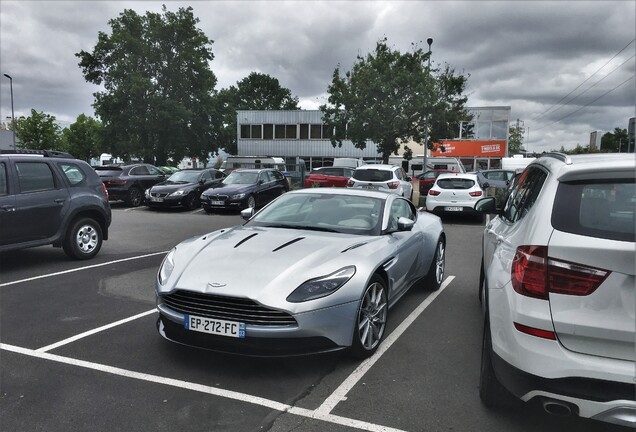 Aston Martin DB11