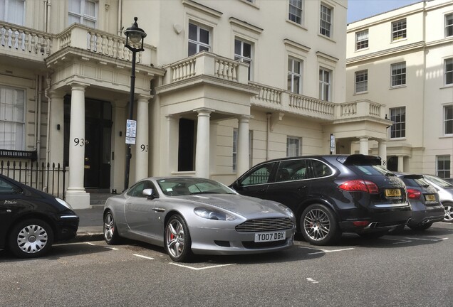 Aston Martin DB9 LM