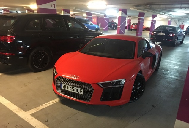 Audi R8 V10 Plus 2015