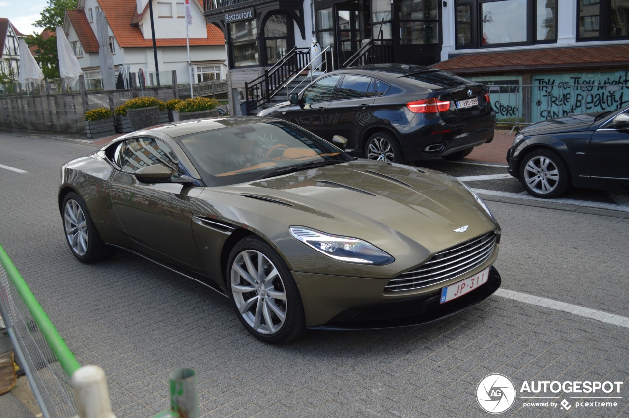 Aston Martin DB11