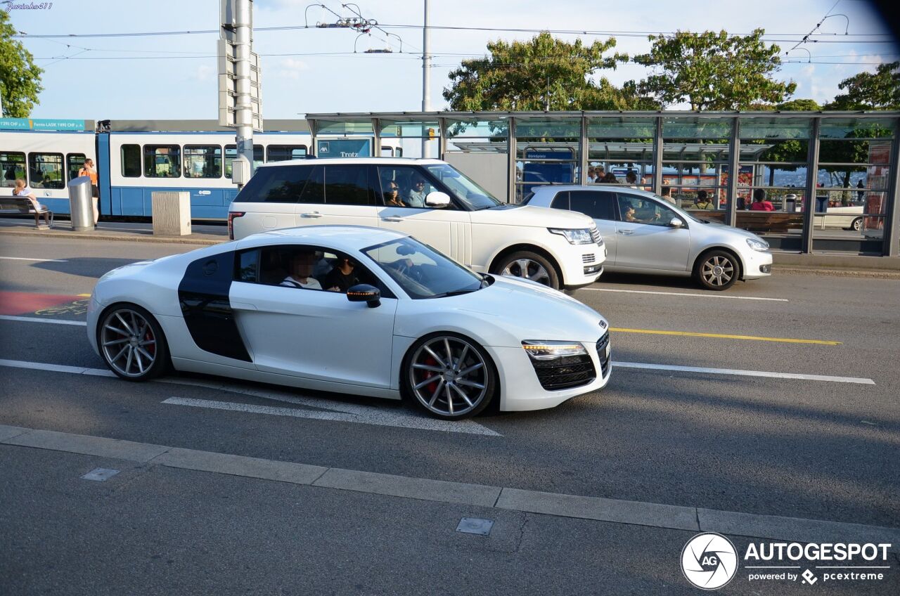 Audi R8 2013