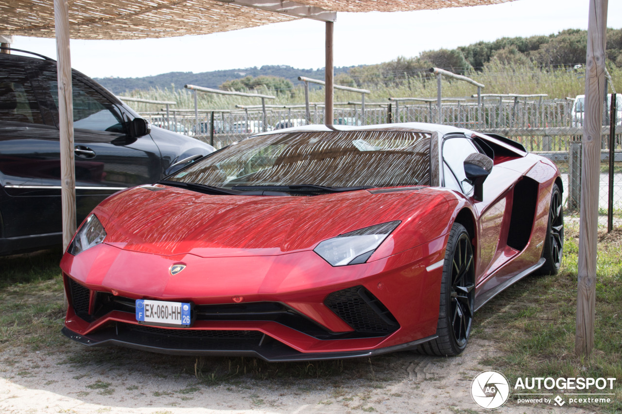 Lamborghini Aventador S LP740-4 Roadster