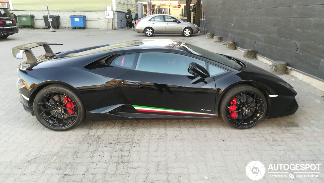 Lamborghini Huracán LP640-4 Performante