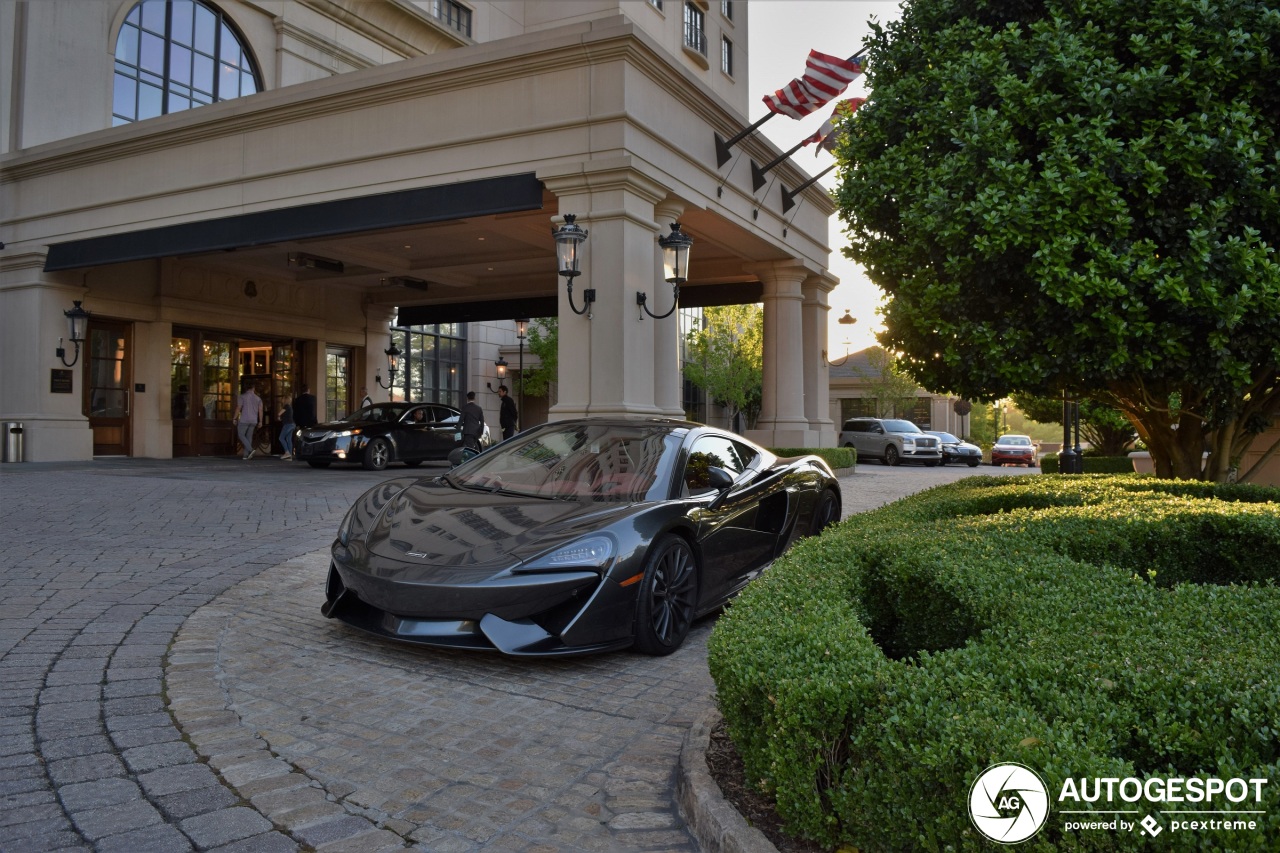 McLaren 570GT