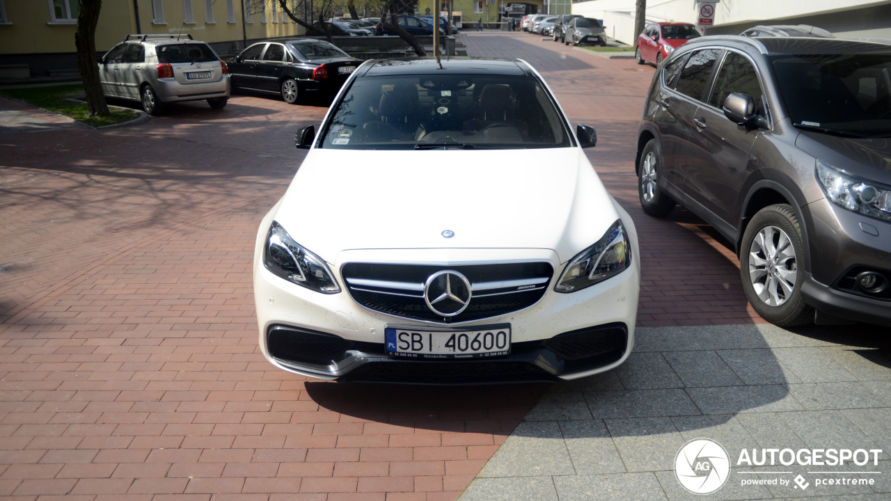 Mercedes-Benz E 63 AMG S W212