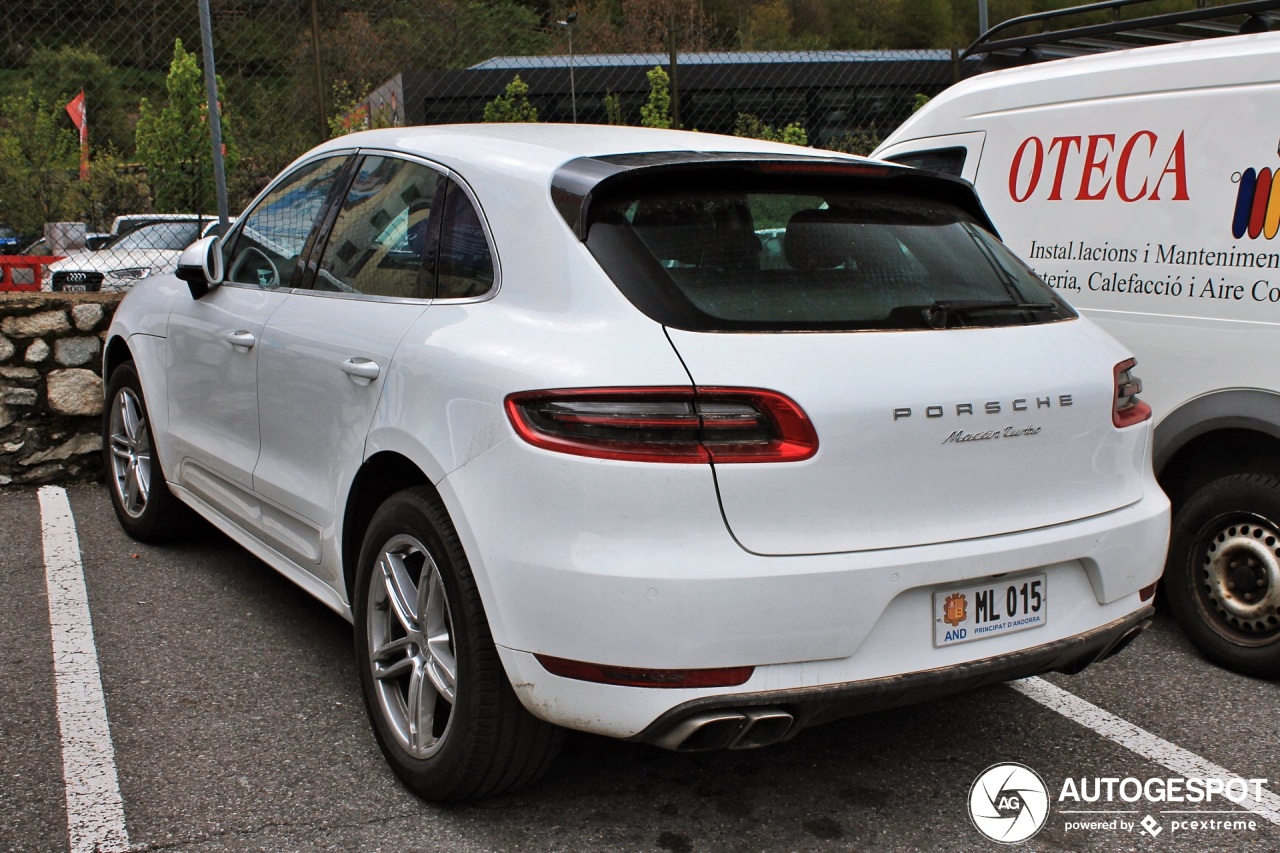 Porsche 95B Macan Turbo