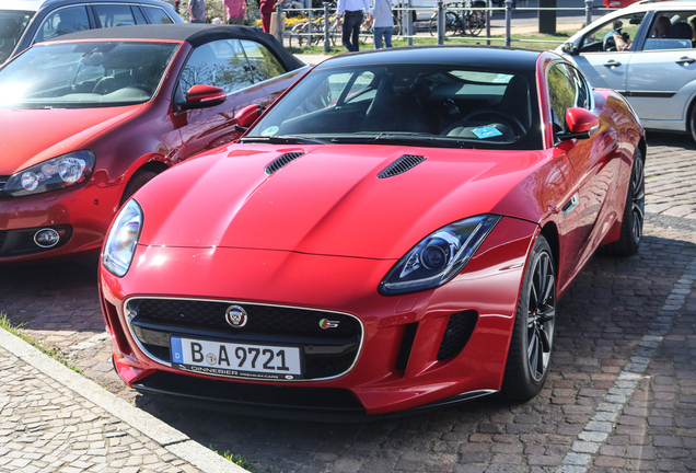 Jaguar F-TYPE S Coupé