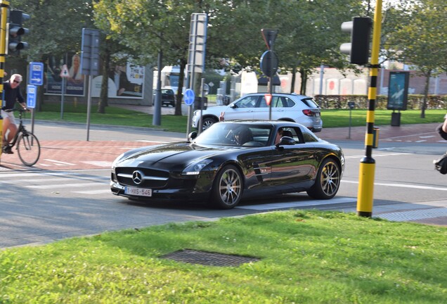 Mercedes-Benz SLS AMG