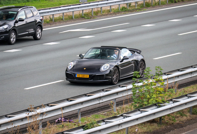 Porsche 991 Carrera 4S Cabriolet MkII