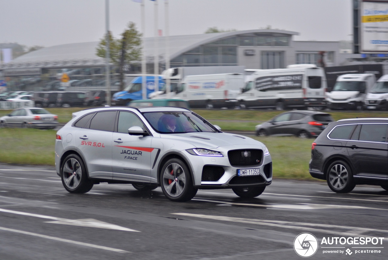 Jaguar F-PACE SVR