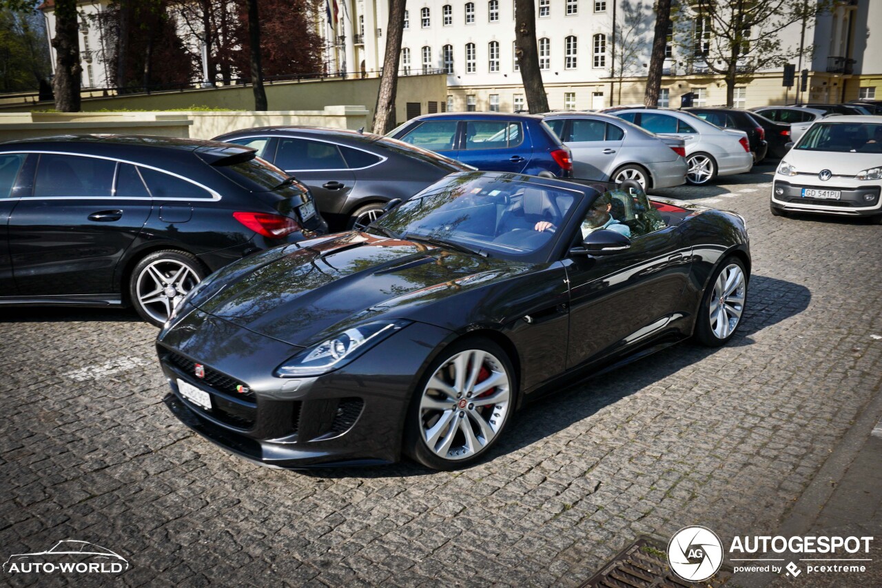 Jaguar F-TYPE S Convertible