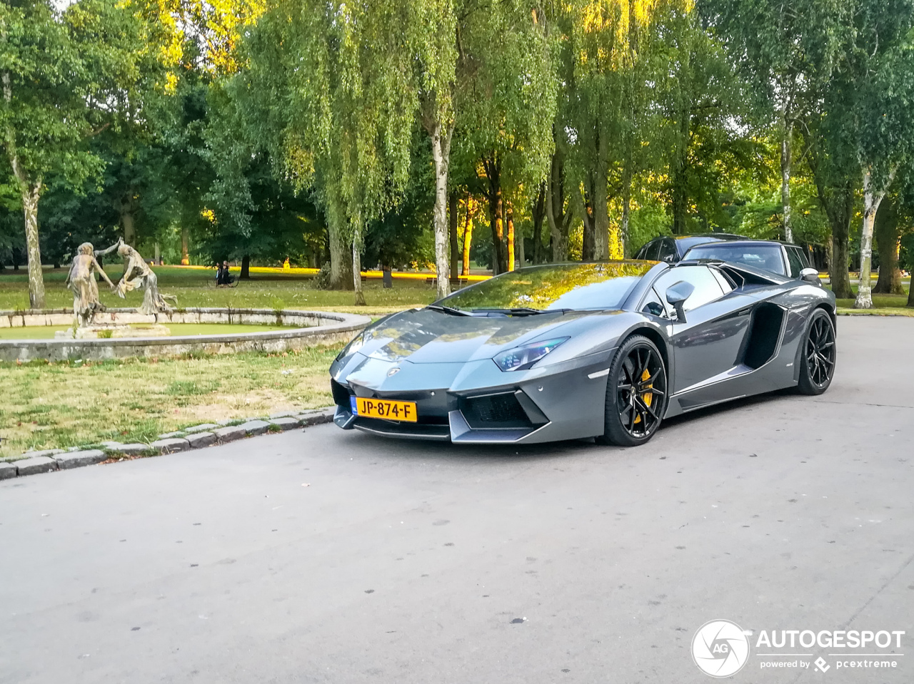 Lamborghini Aventador LP700-4 Roadster