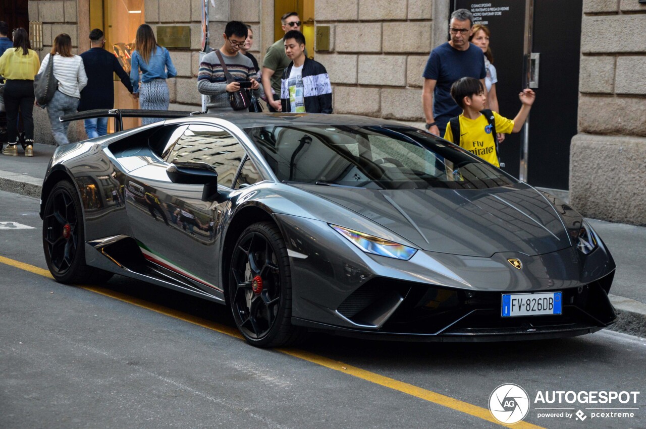 Lamborghini Huracán LP640-4 Performante