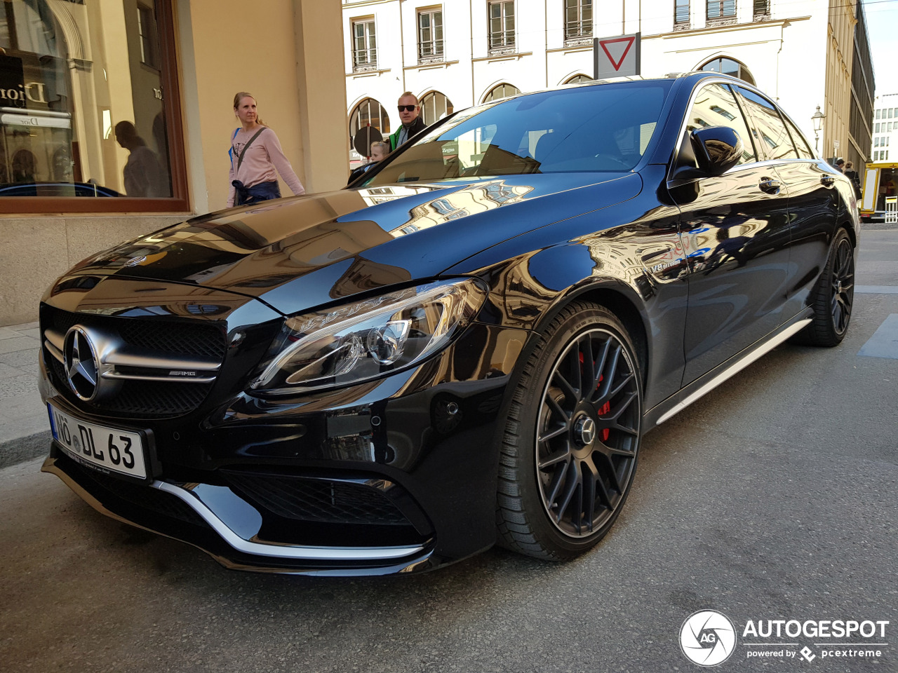 Mercedes-AMG C 63 S W205