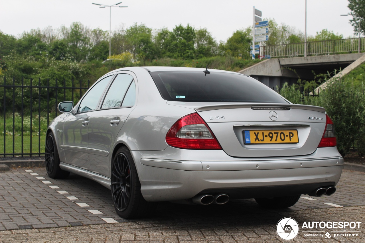 Mercedes-Benz E 55 AMG