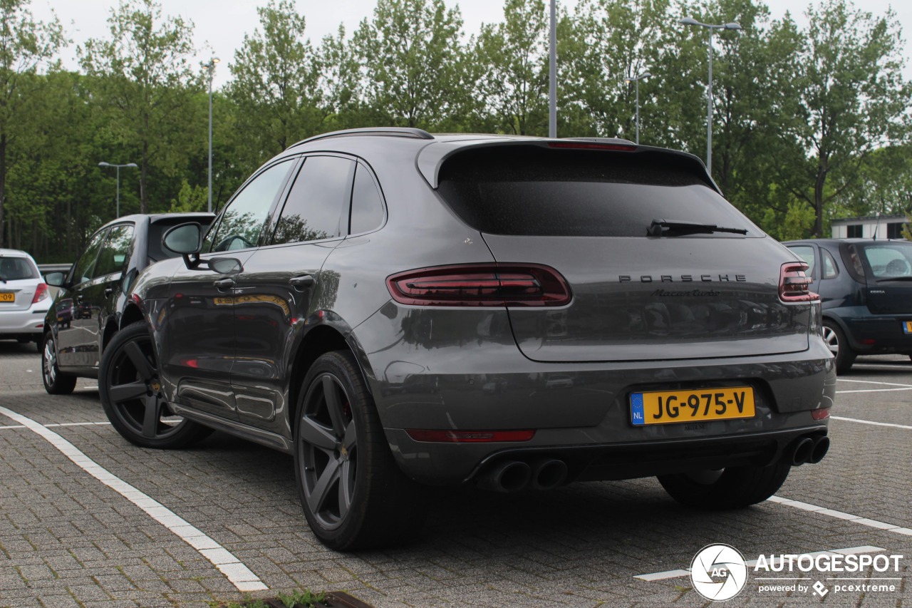 Porsche 95B Macan Turbo