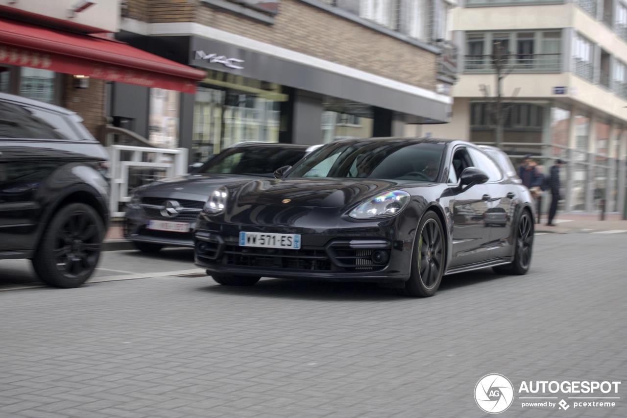 Porsche 971 Panamera Turbo S E-Hybrid