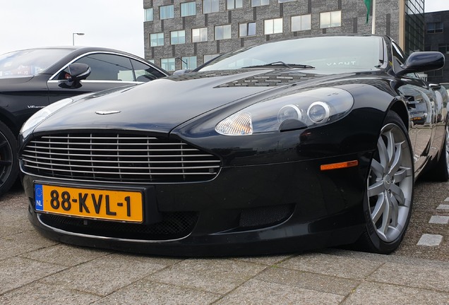 Aston Martin DB9