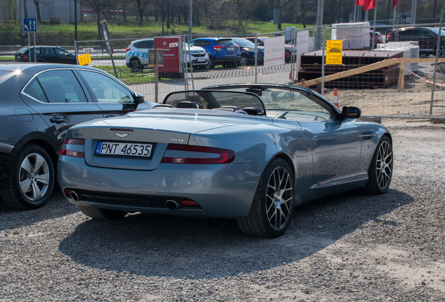 Aston Martin DB9 Volante